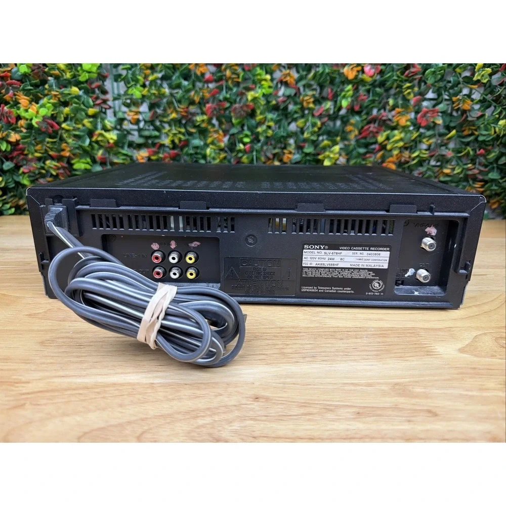Sony SLV-678HF 4 Head Hi-Fi VHS VCR Player Recorder‎ Vintage TESTED NO REMOTE